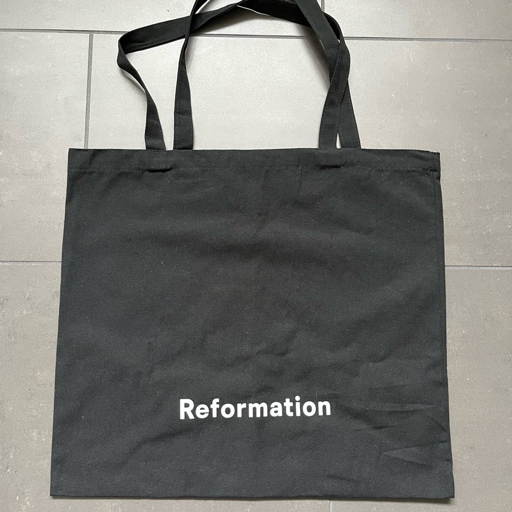 Reformation tote